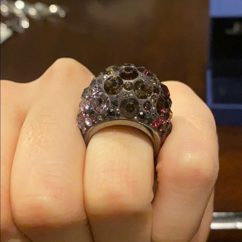 Ring - Picture 3 of 4